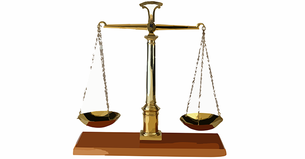 law-scale-1